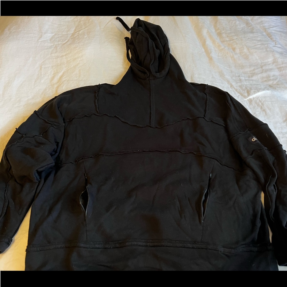 Alo Yoga Hooded Sweatshirt